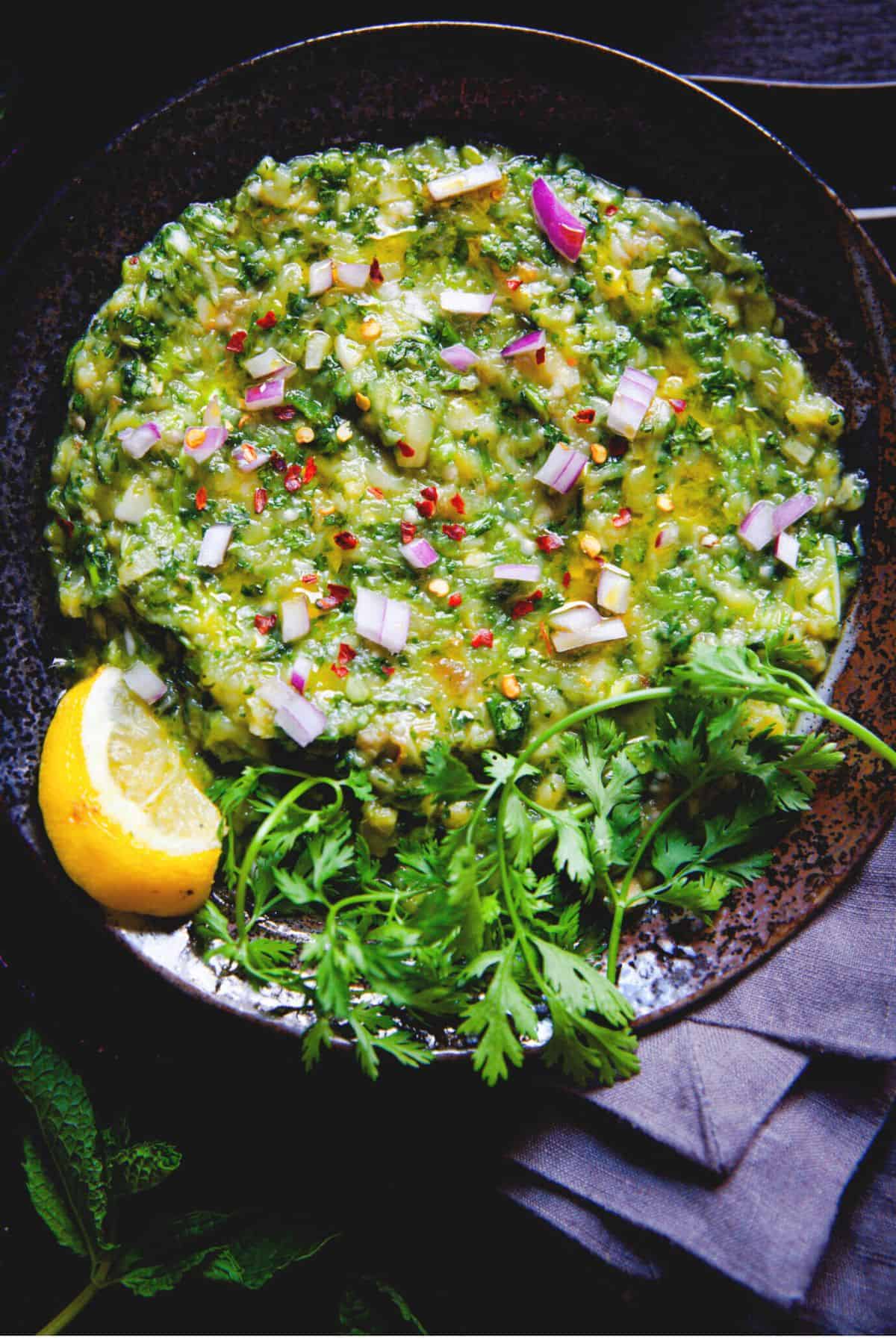 Close up image of Green baingan bharta.