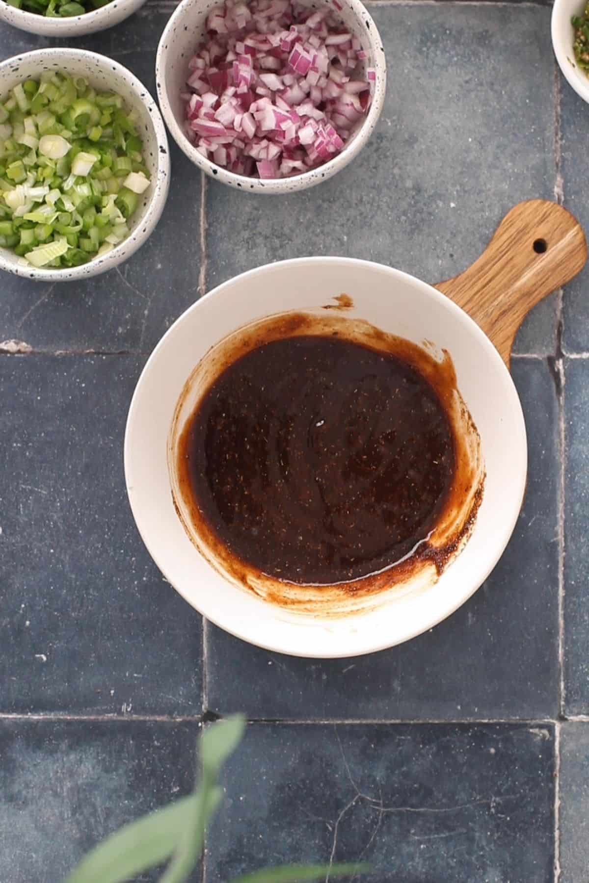 Manchurian sauce base is mixed.