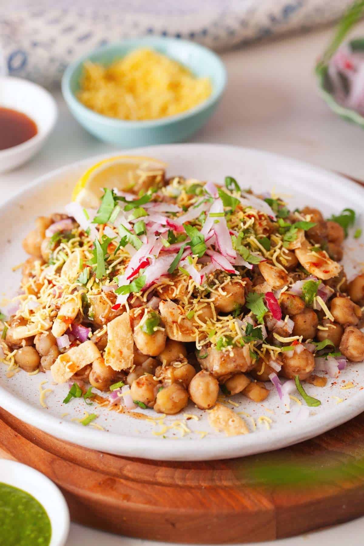 Closeup side view of chickpeas chaat.