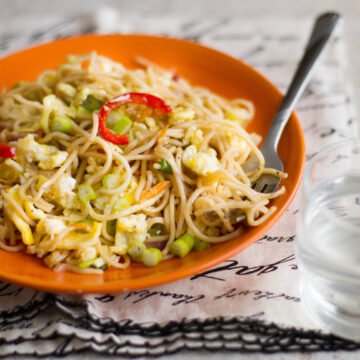 Green Chilli & Garlic Noodles Featured Image.
