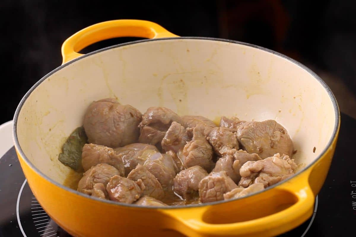 Browned Lamb in oil.