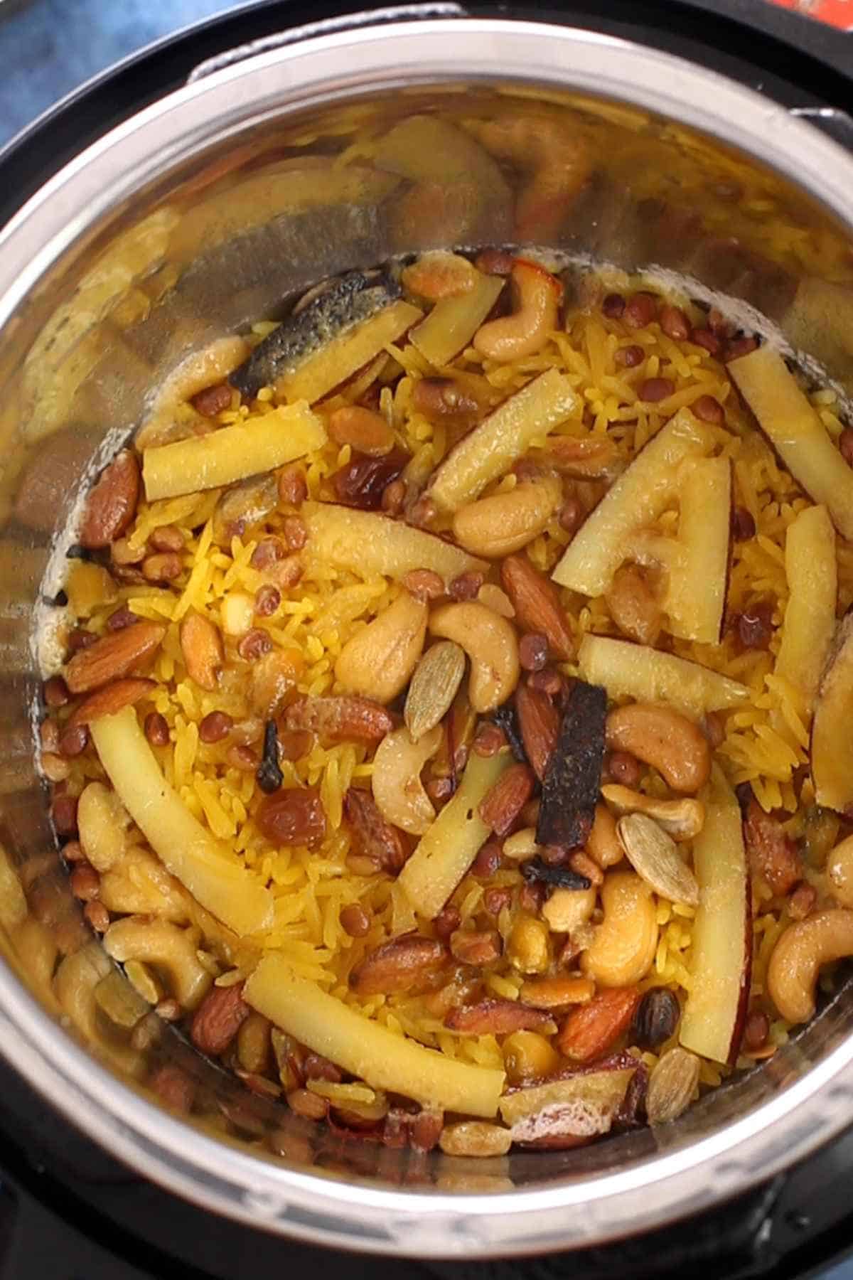 Instant pot meethe chawal are ready.