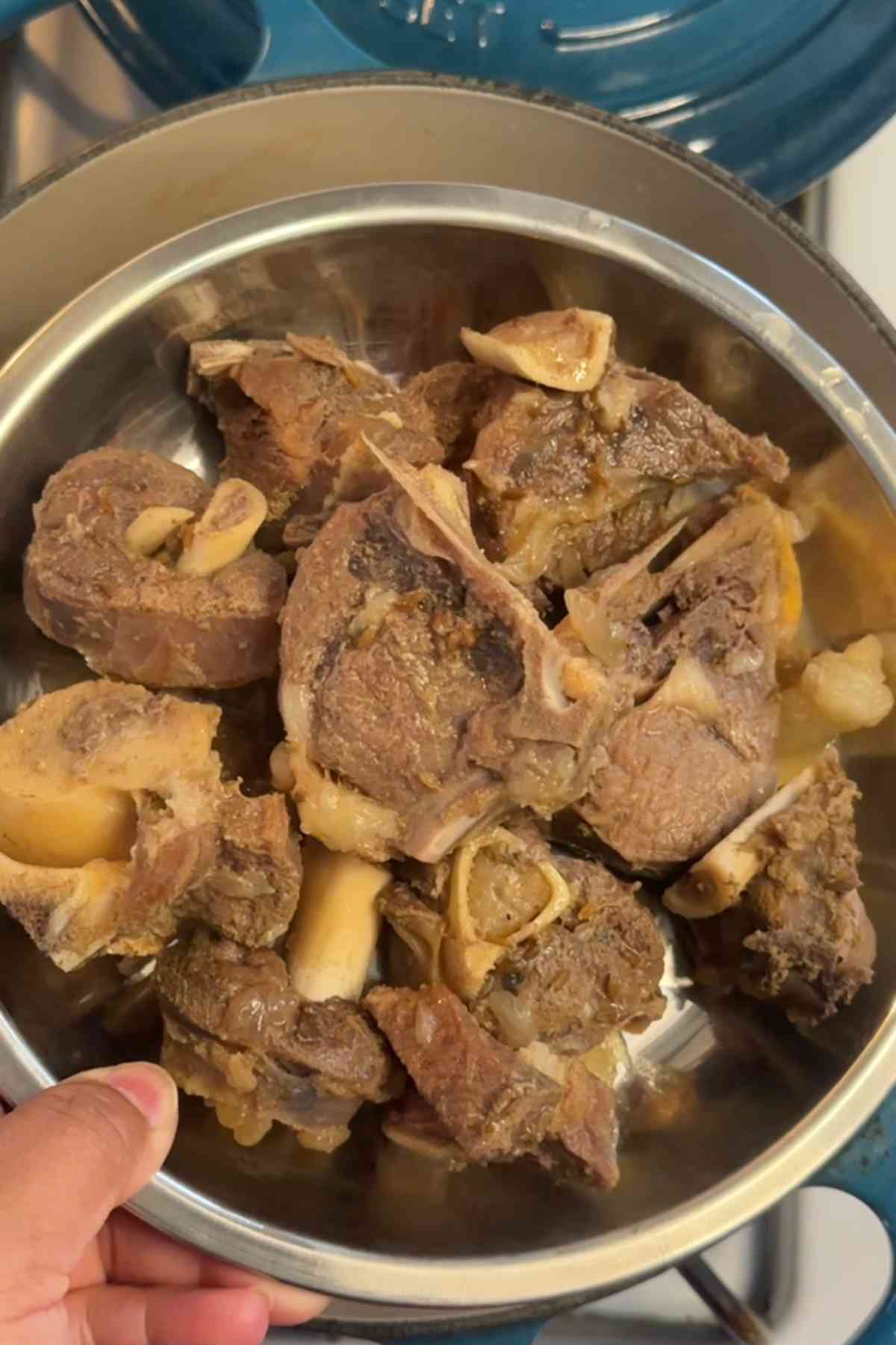 Cooked bone in mutton pieces.