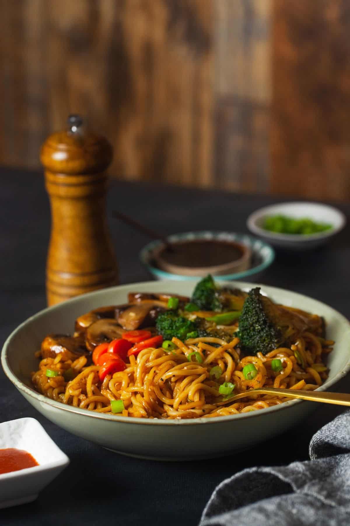 Sinfully Spicy - General Tso Sauce Noodles 