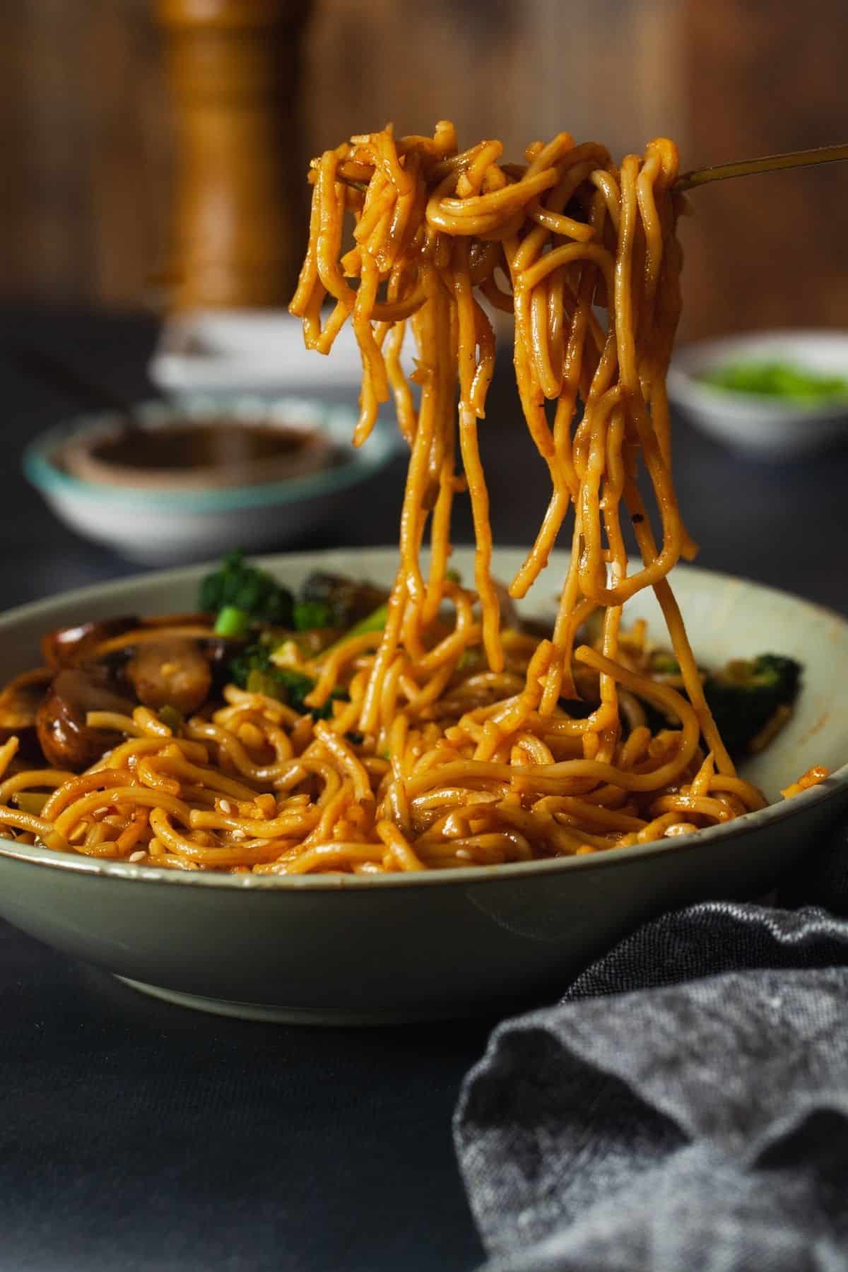 Sinfully Spicy - General Tso Noodles Pick up 