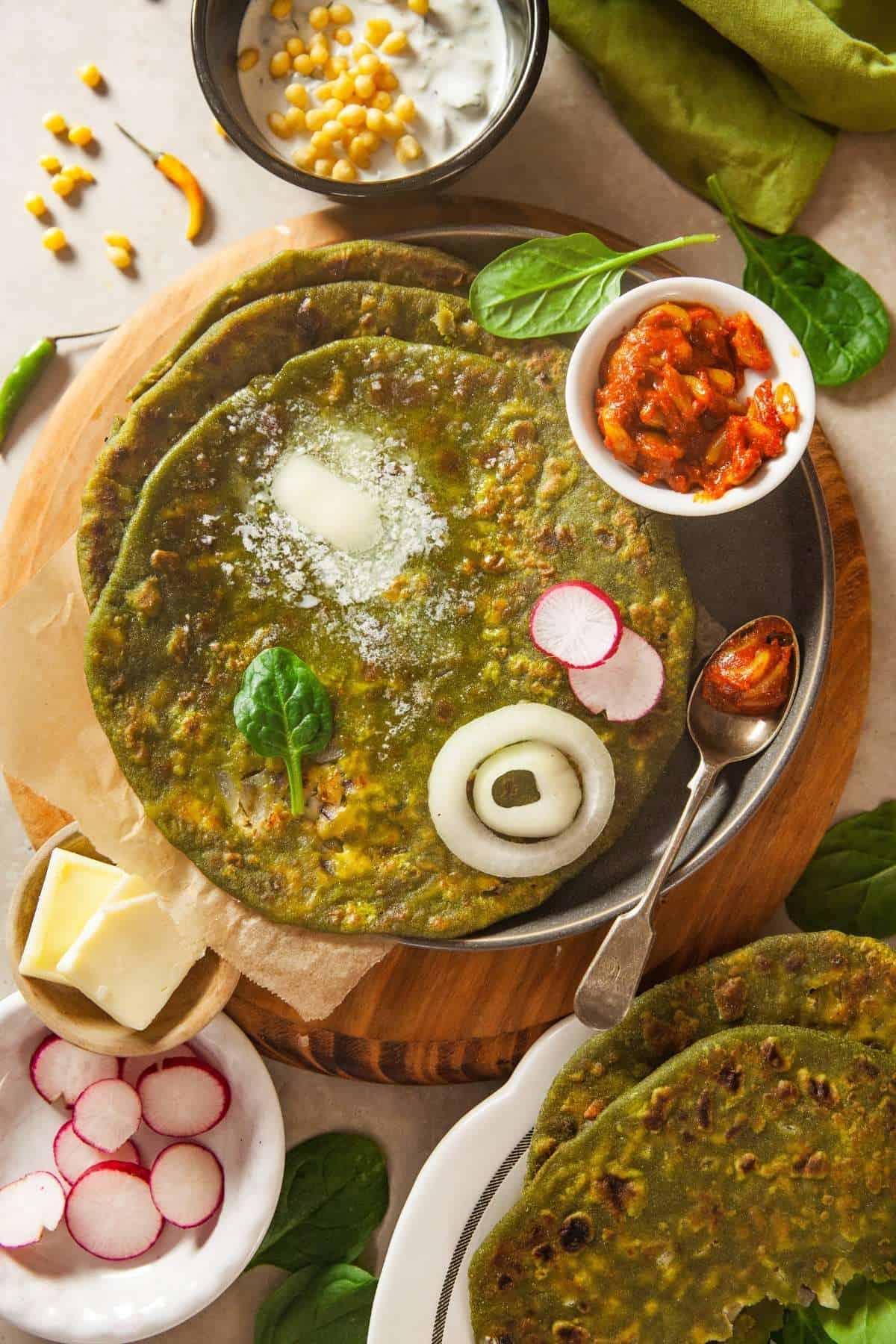 Stuffed Palak Paneer Paratha With Butter & Yogurt