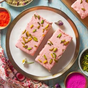 Rose Cheesecake Thandai Shortbread bars Featured Image