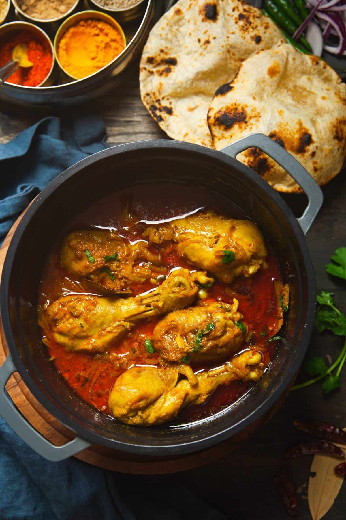 Dhaba Style Chicken Curry With Rotis