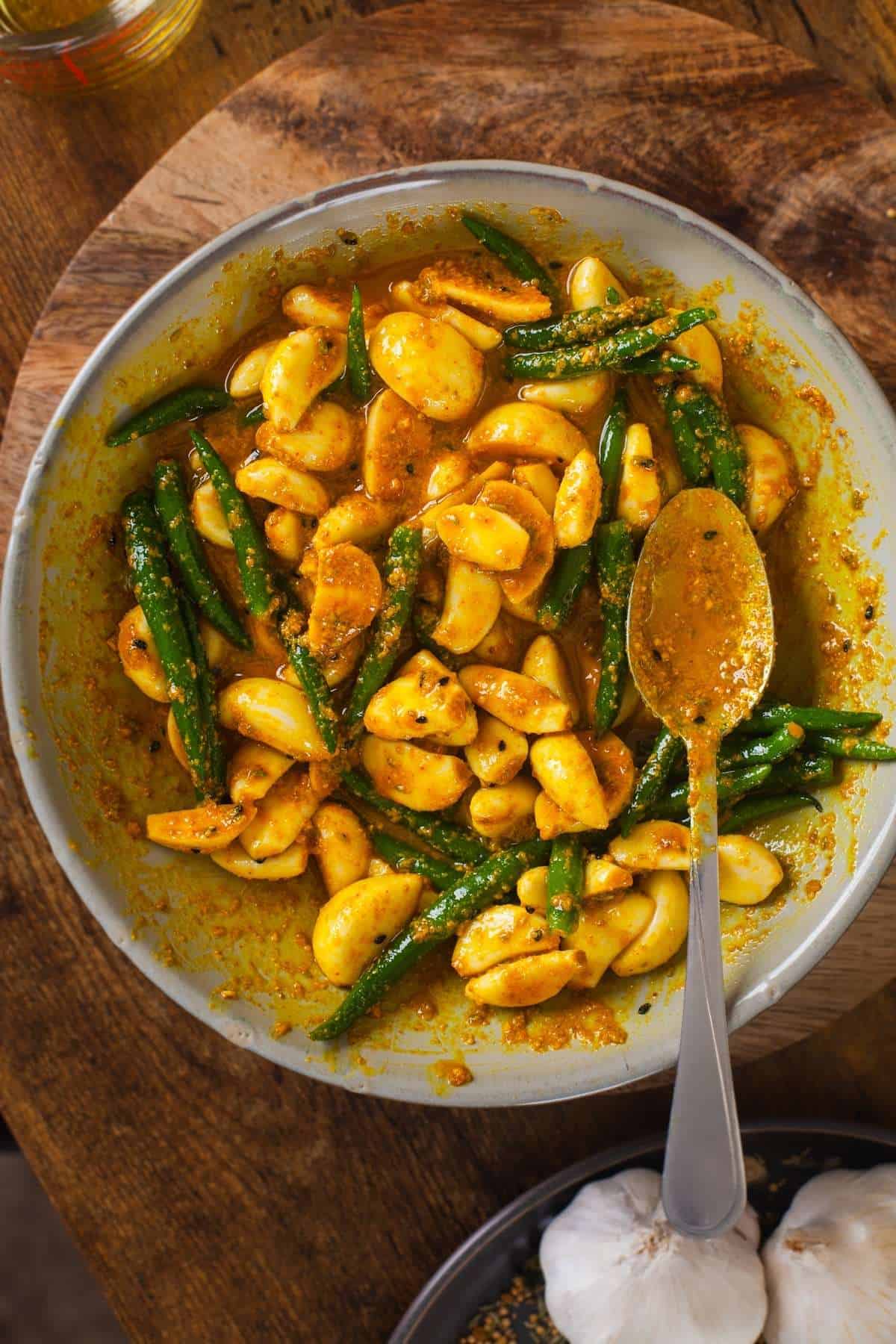 Lahsun ka Achaar in a grey bowl