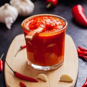 Hot Garlic Sauce Featured Image.