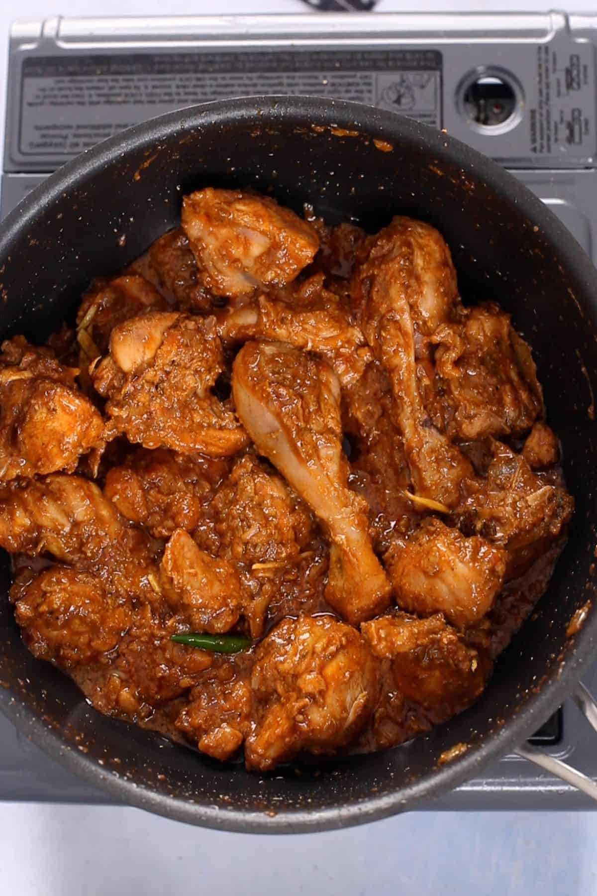 Chicken bhuna is ready to serve. 