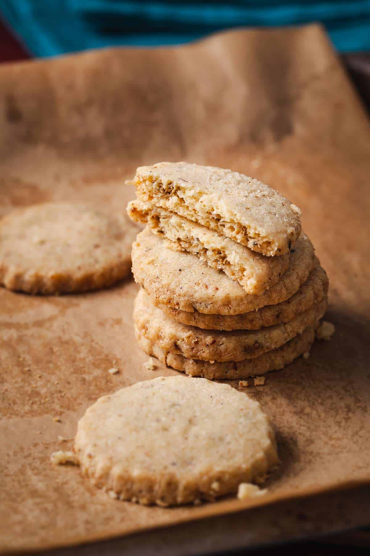 Side view of stack of thandai shortbread.