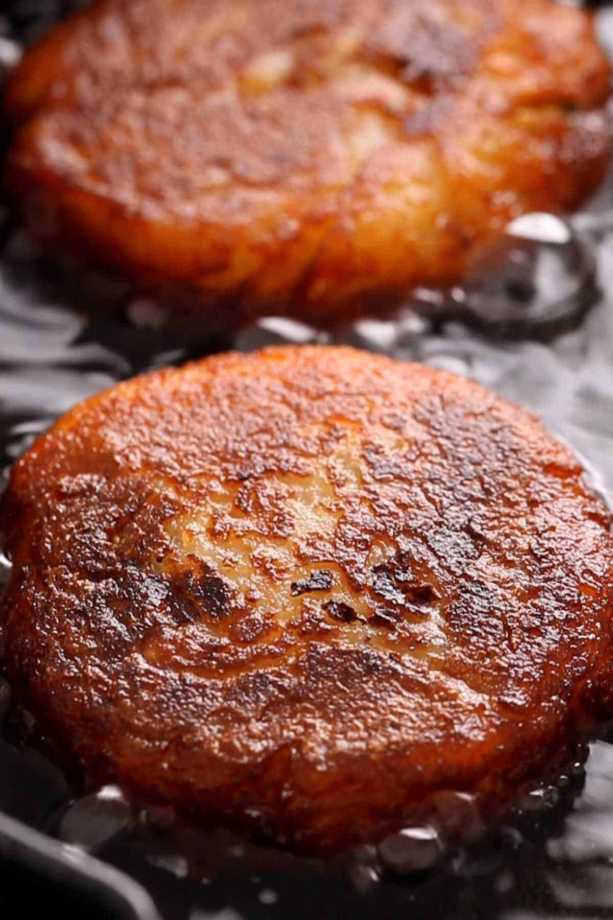 Aloo tikki golden browned on both sides.
