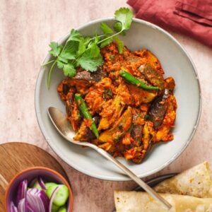 Achari Baingan Featured Image.