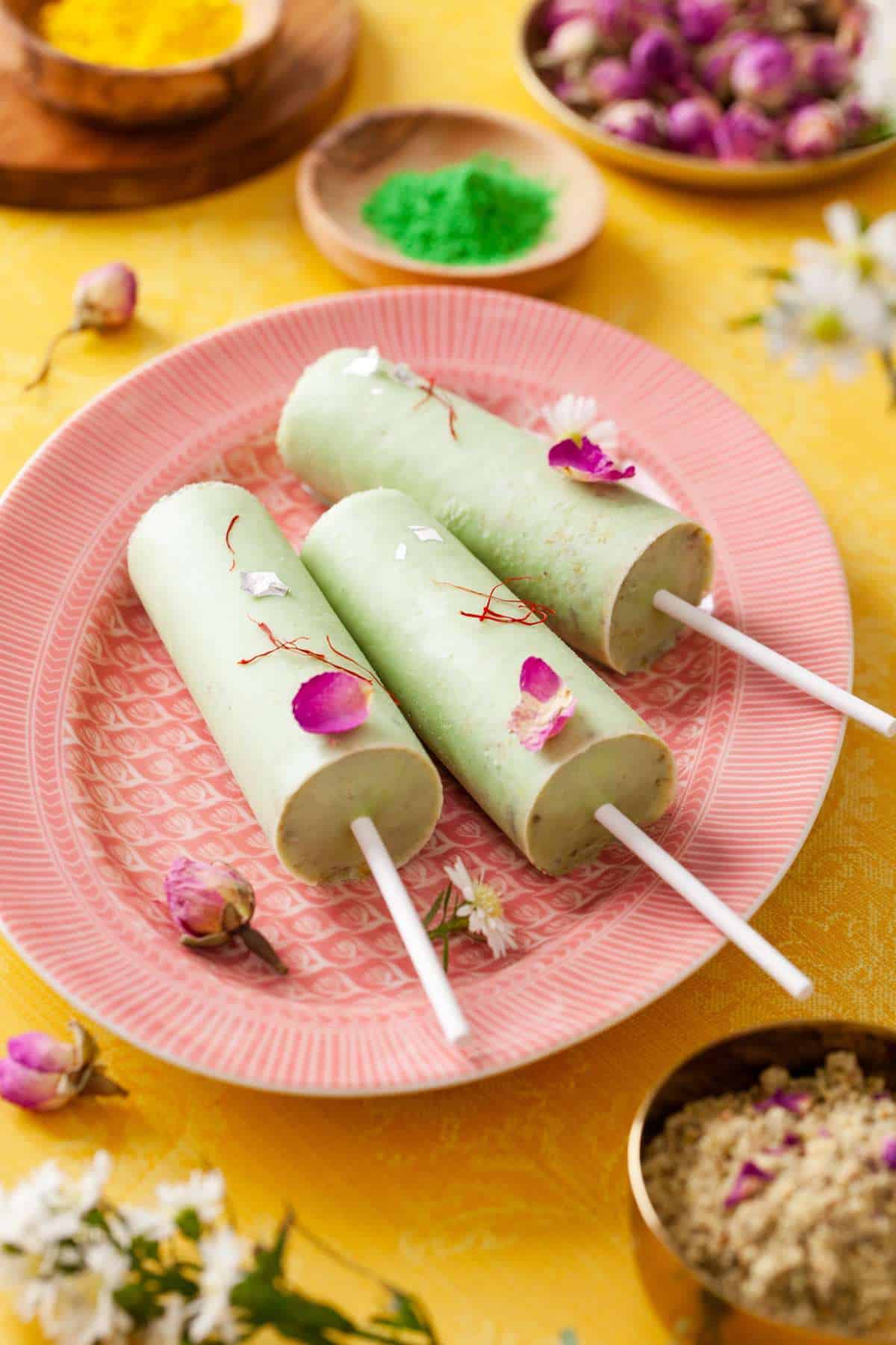 Side View of unmoulded paan kulfi.