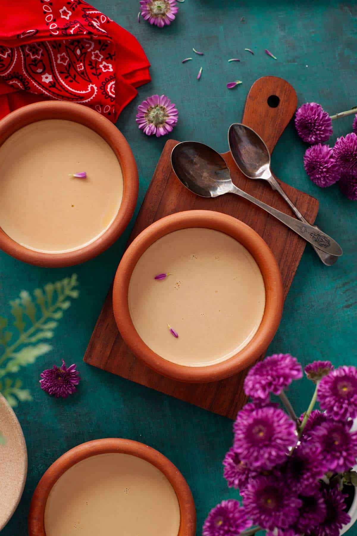 Mishti Doi served in clay pots.