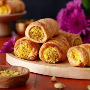 Pistachio Cream roll featured image.