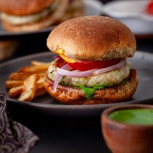Spicy Chicken Burger featured Image.