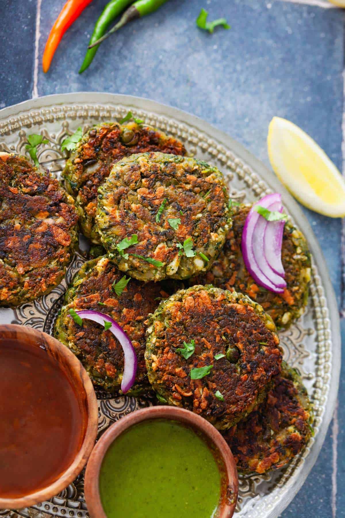 Close up image of hara bhara kabab.
