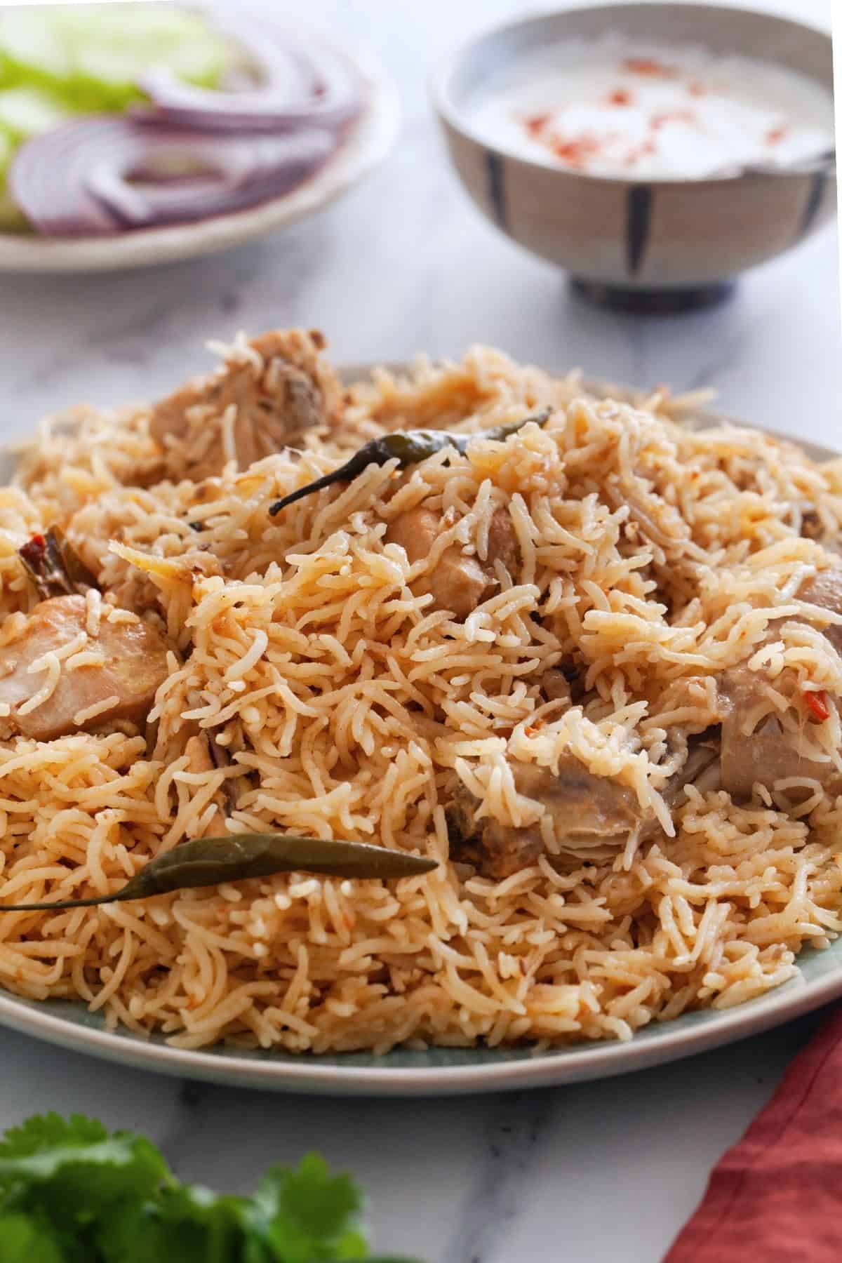 Side view of Chicken Pulao.