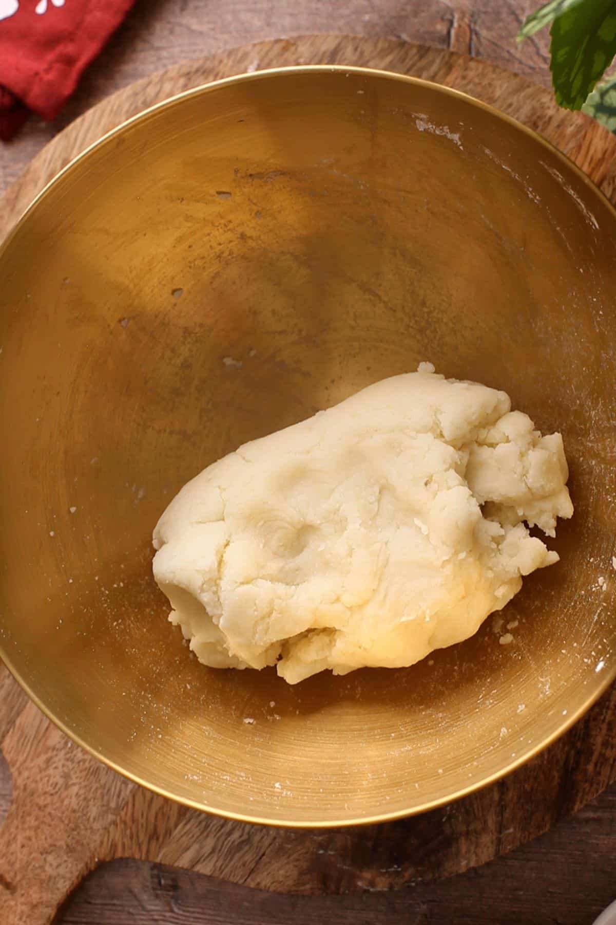 Potato dough for making aloo tikki.