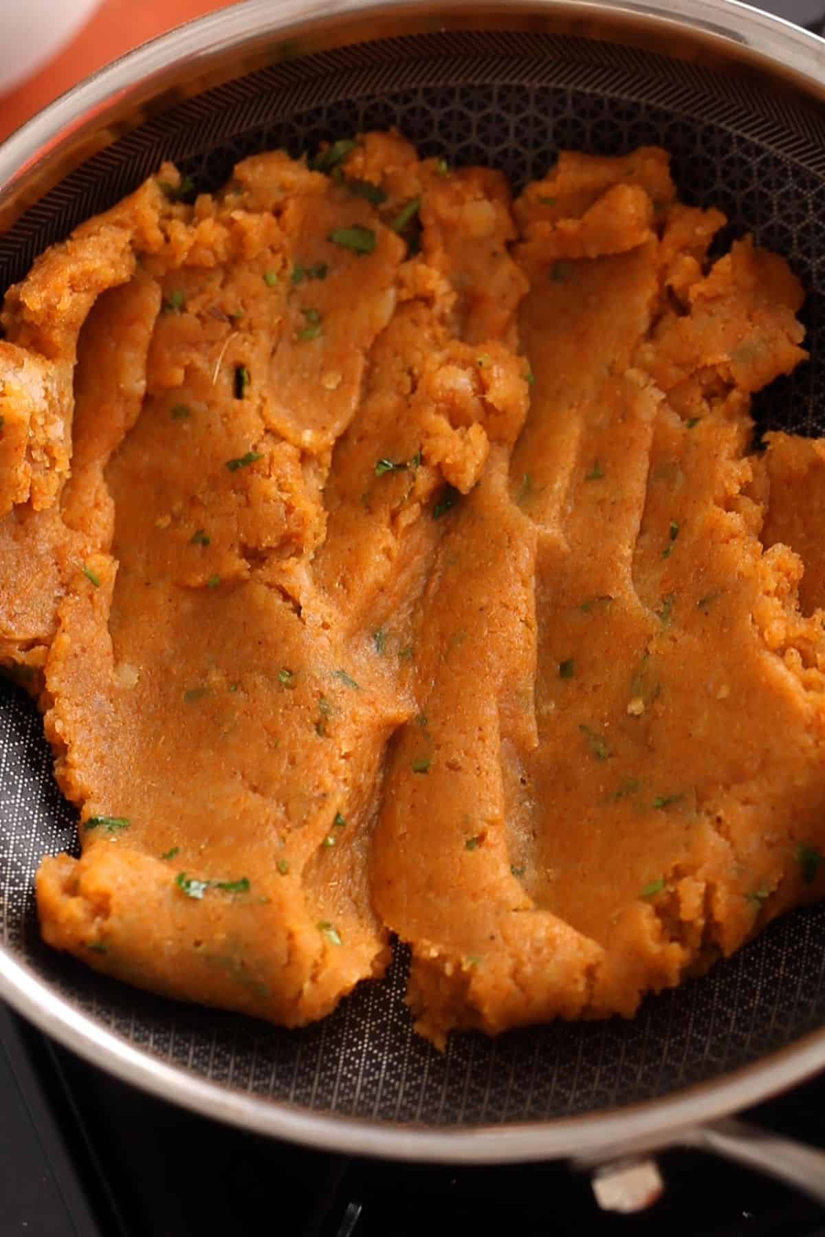 Aloo samosa filing is ready.