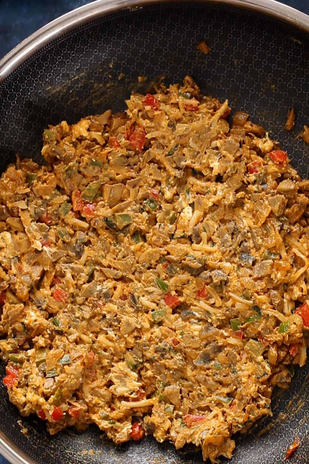 Cheeesy mushroom masala filling is ready.