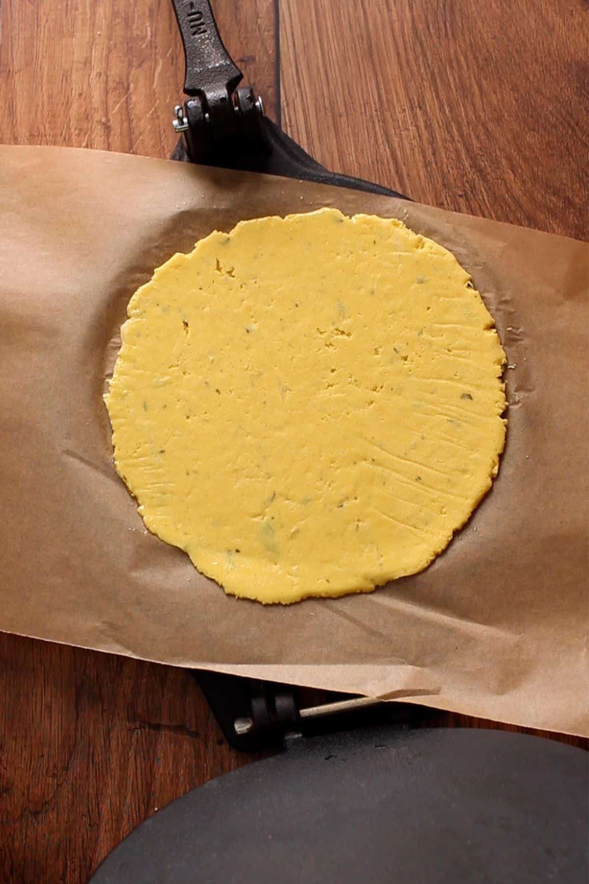 Makki di roti after pressing.