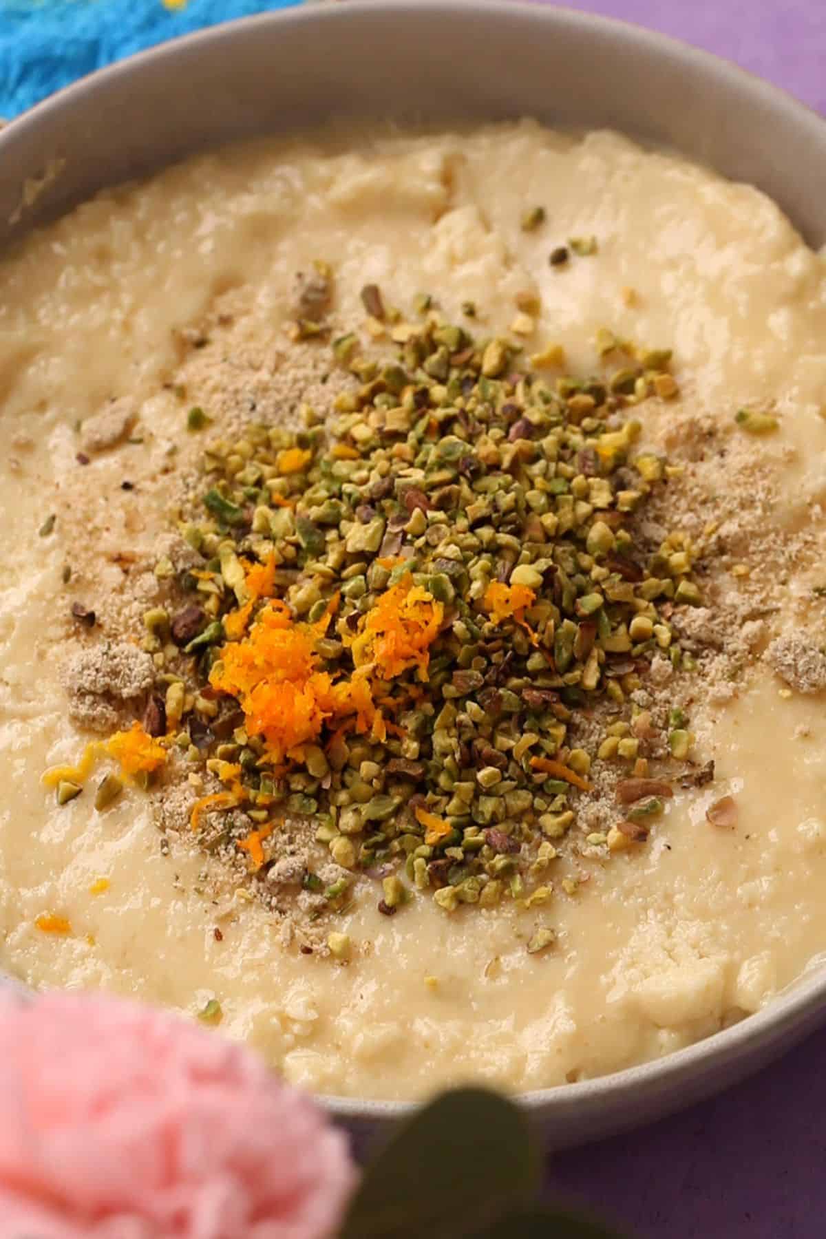 Melted white chocolate mixed with thandai masala, orange zest and chopped pistachios.