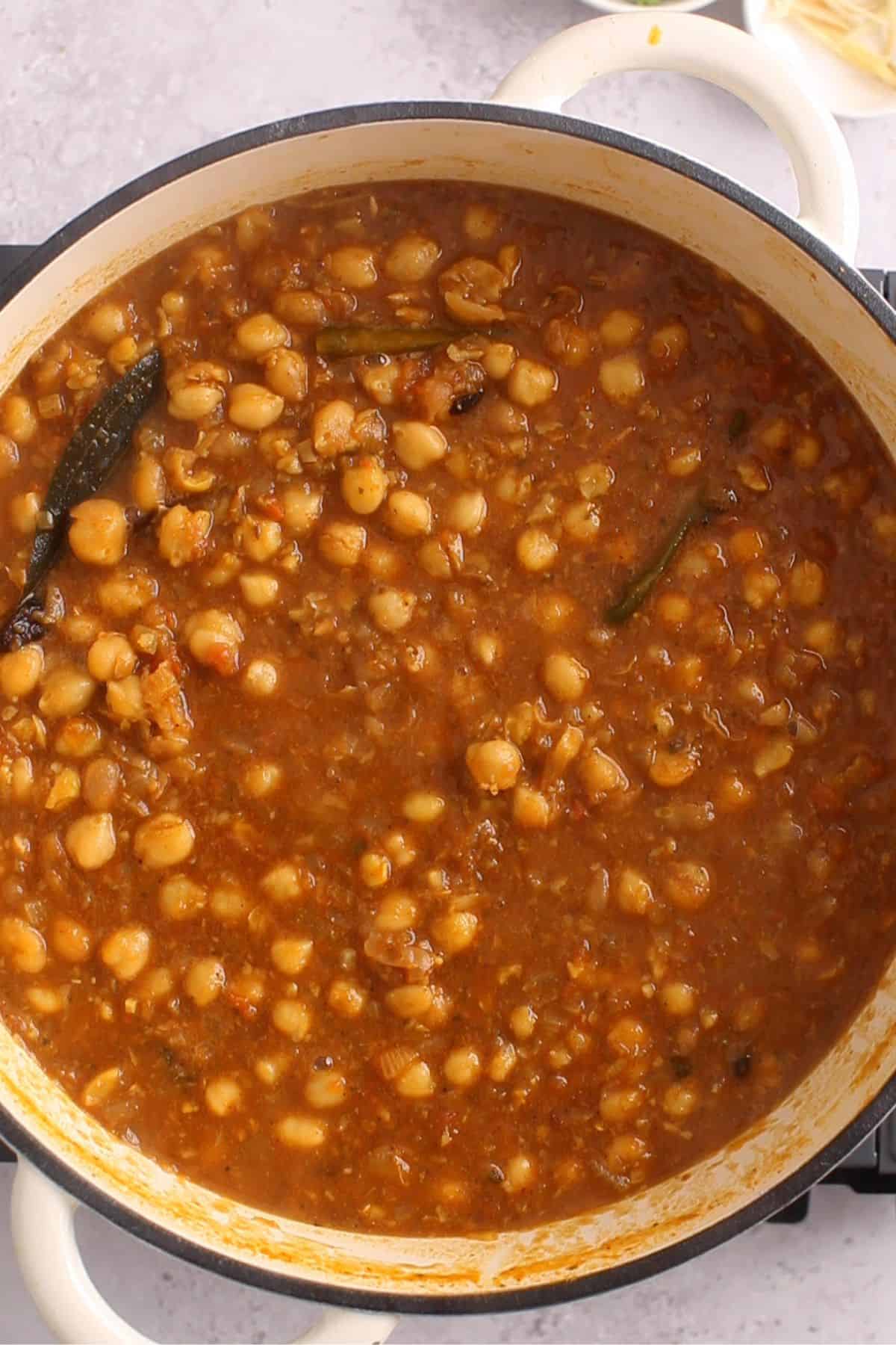 Chickpea masala is ready to serve.
