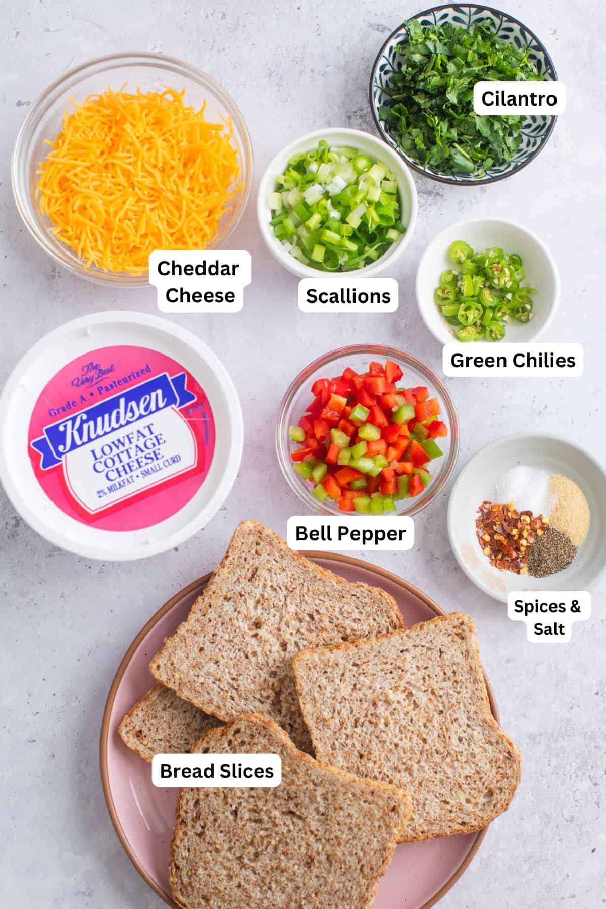Ingredients needed to make cottage cheese chilli toast.