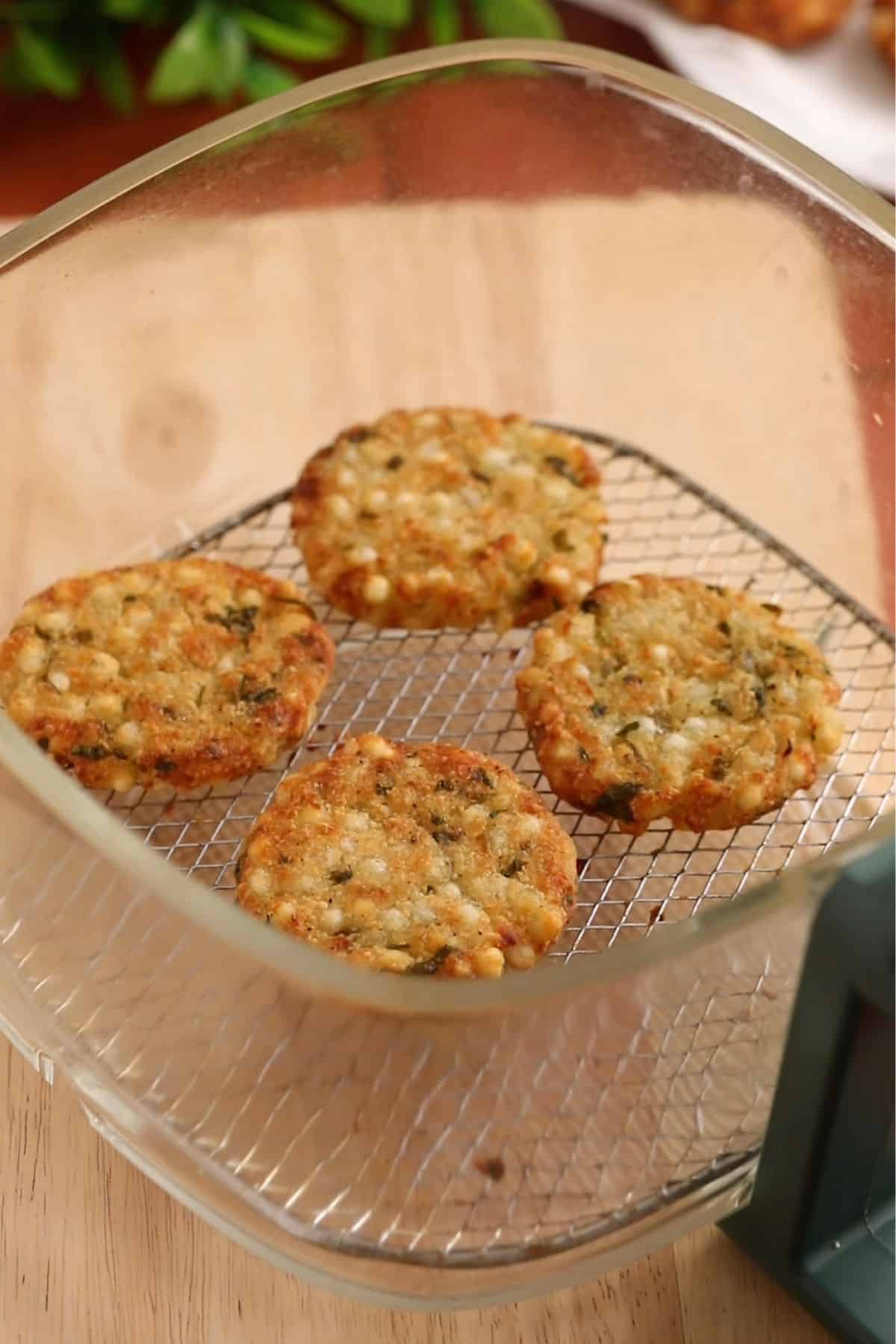 Air fried sabudana vada.